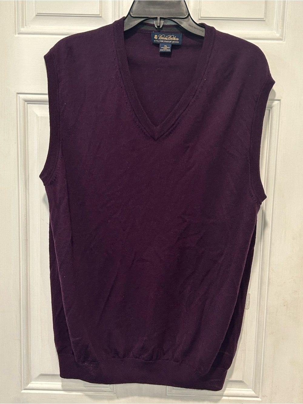Brooks Brothers Purple Extra Fine Italian Merino Wool V-Neck Sweater Vest XL
